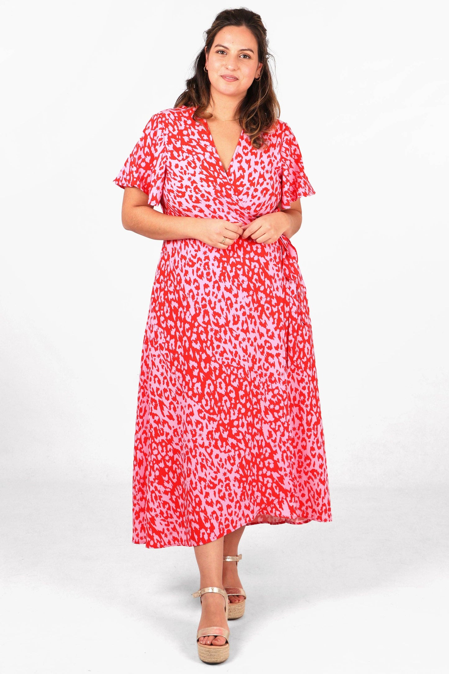 Sarta - Leopard and Star Print Short Sleeve Maxi Wrap Dress in Pink